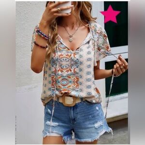 Multicolor blouse size medium